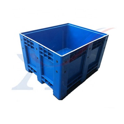 Heavy duty blue plastic pallet bin